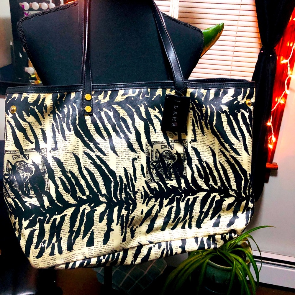 LAMB Vintage Newspaper Elephant/Zebra Tote✨